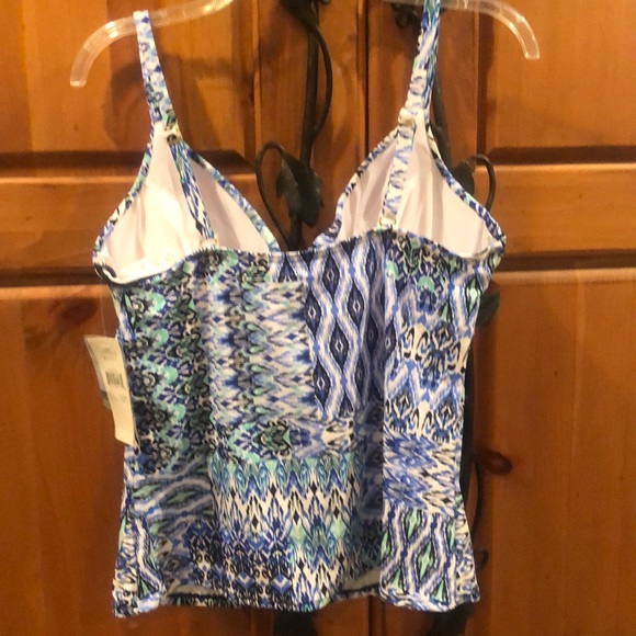 Swimsuit 🐠 - Picture 3 of 5